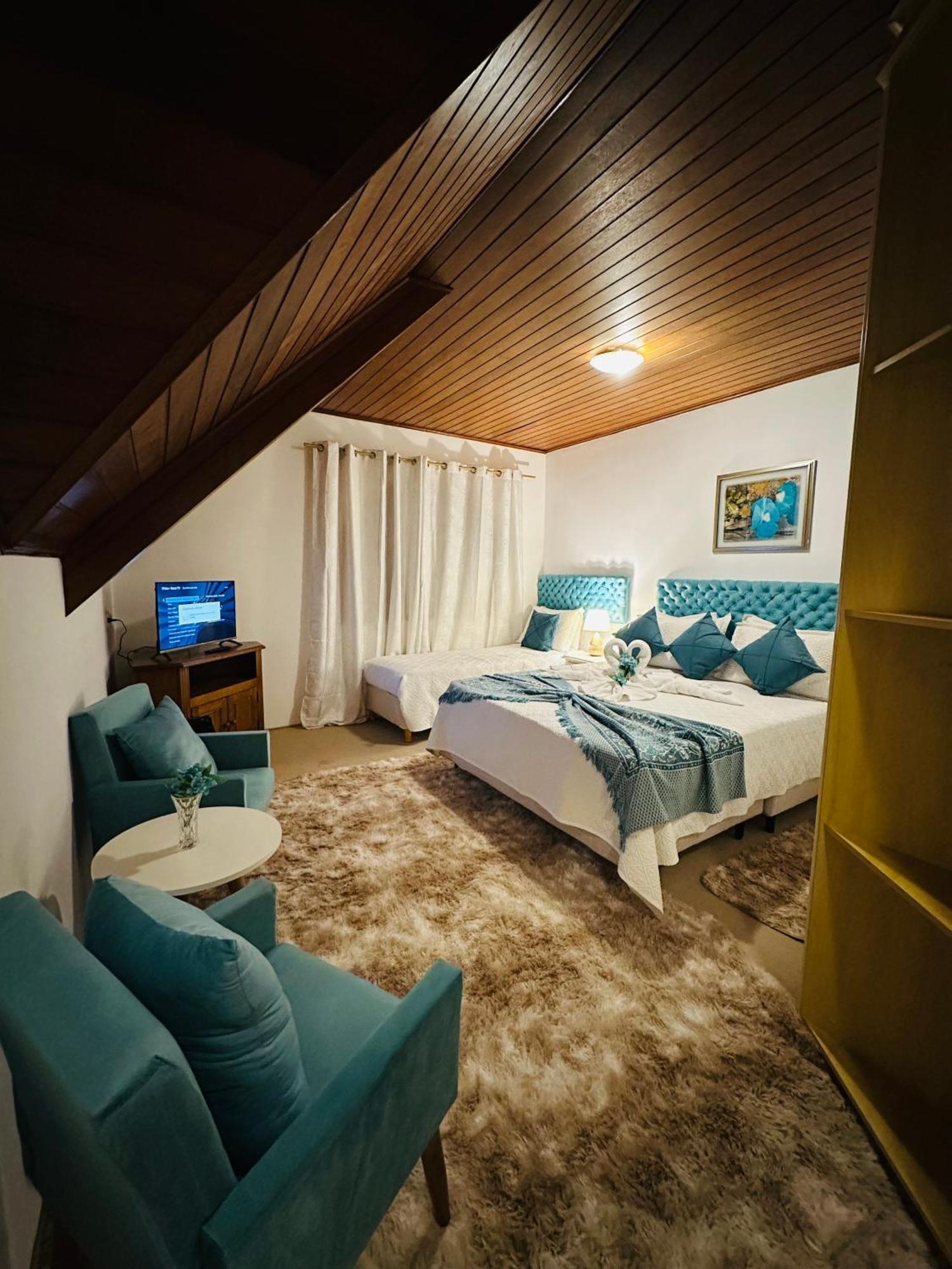 Hotel Boutique Blue Village
